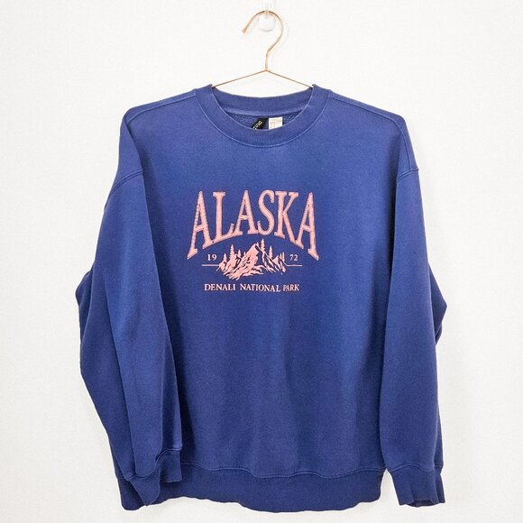 (Last Chance)Alaska Printed Sweatshirt - Picture 1 of 6